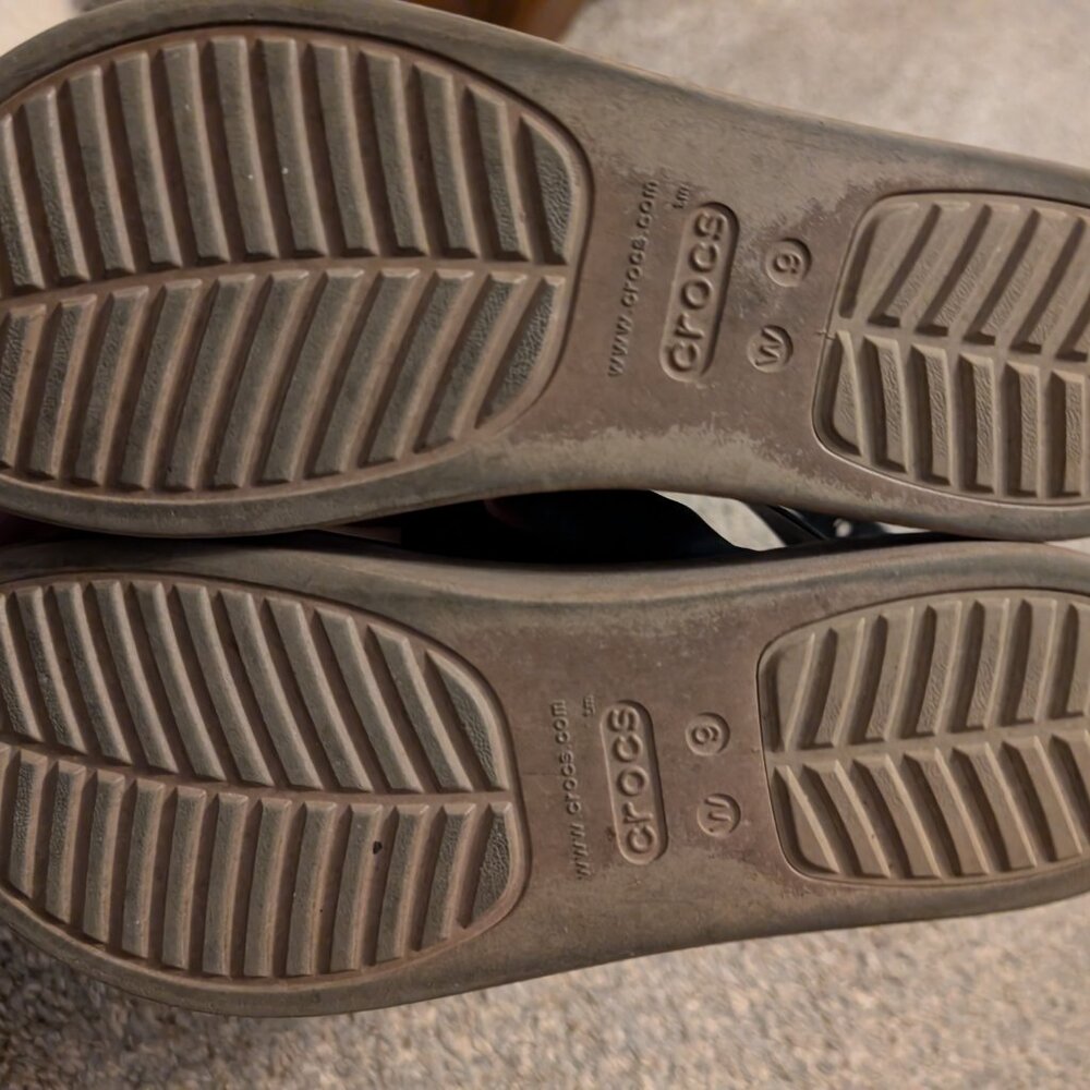 Platform Crocs 9 - Picture 6 of 7